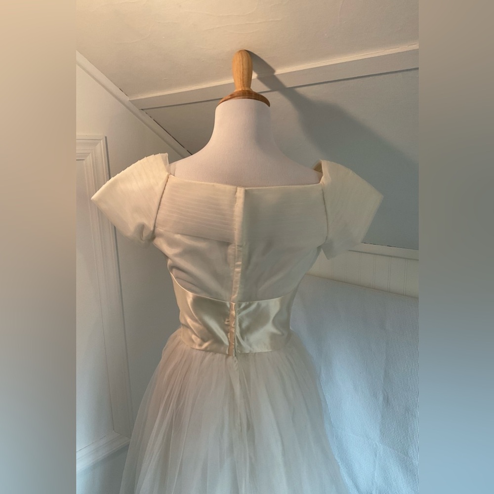 STUNNING Vintage Dress - perfect for wedding or special event! - Picture 4 of 12